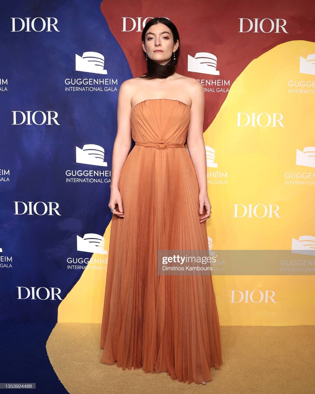 Лорд в двух Dior на Guggenheim International Gala