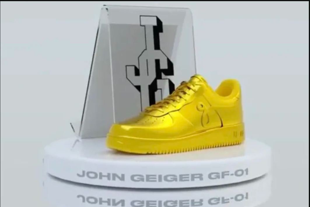 ​​John Geiger, с которым судятся Nike, превратил иск против себя в NFT. Всего...