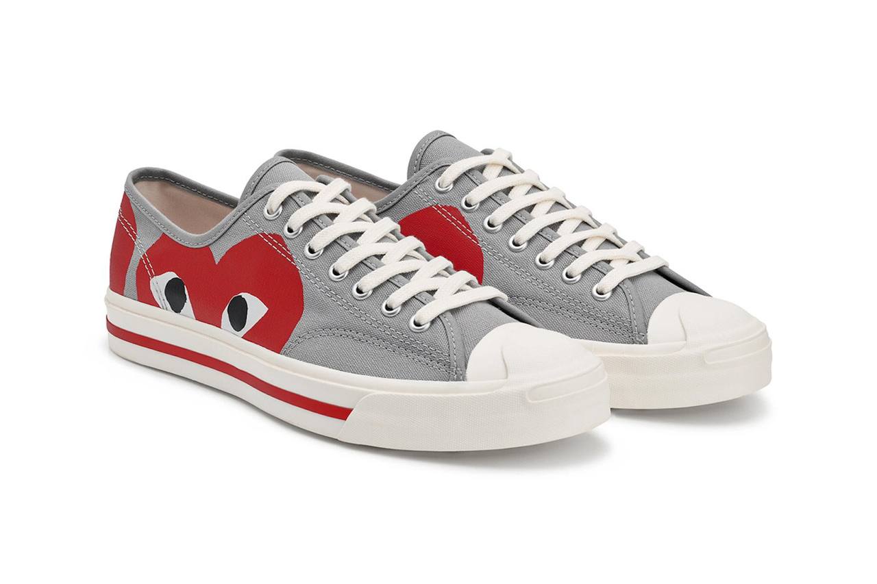 Comme des Garçons Play и Converse представили новую коллаборацию

Comme des...