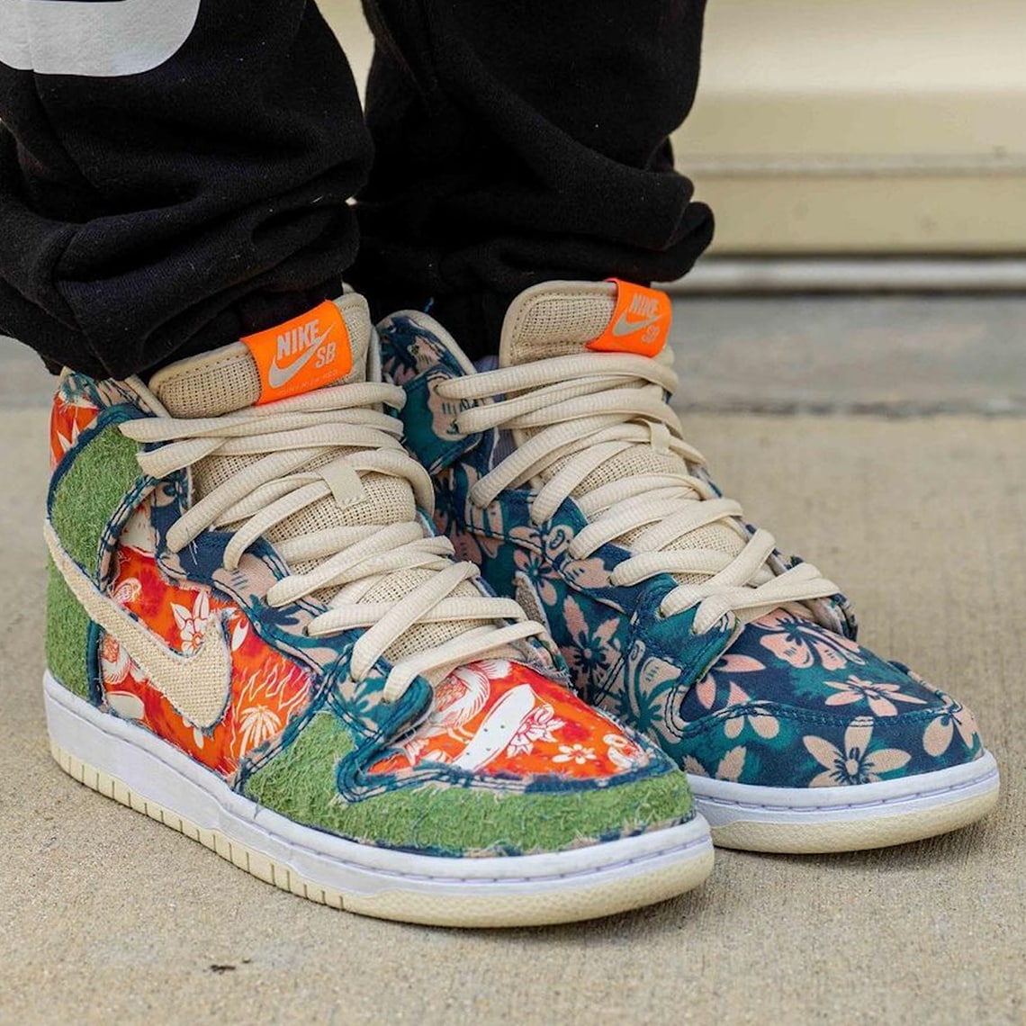 Давайте продолжим тему 4/20 — Nike SB Dunk High «Hawaii». Этот релиз тоже...