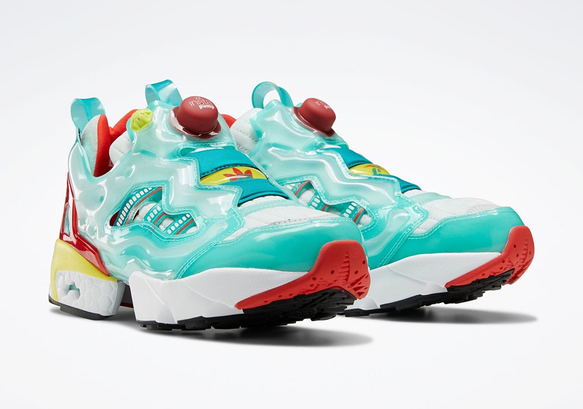 Adidas х Reebok

Бренды создали гибрид из ZX8000 и Instapump Fury — Reebok x...